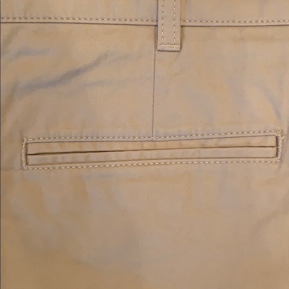 Men's khaki shorts - Picture 3 of 5